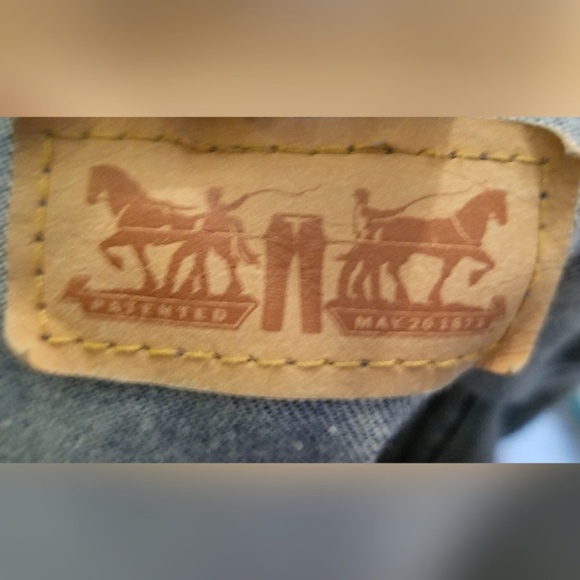 Levi's Blue Denim Ombre Vest Button Up Cropped - Picture 4 of 5